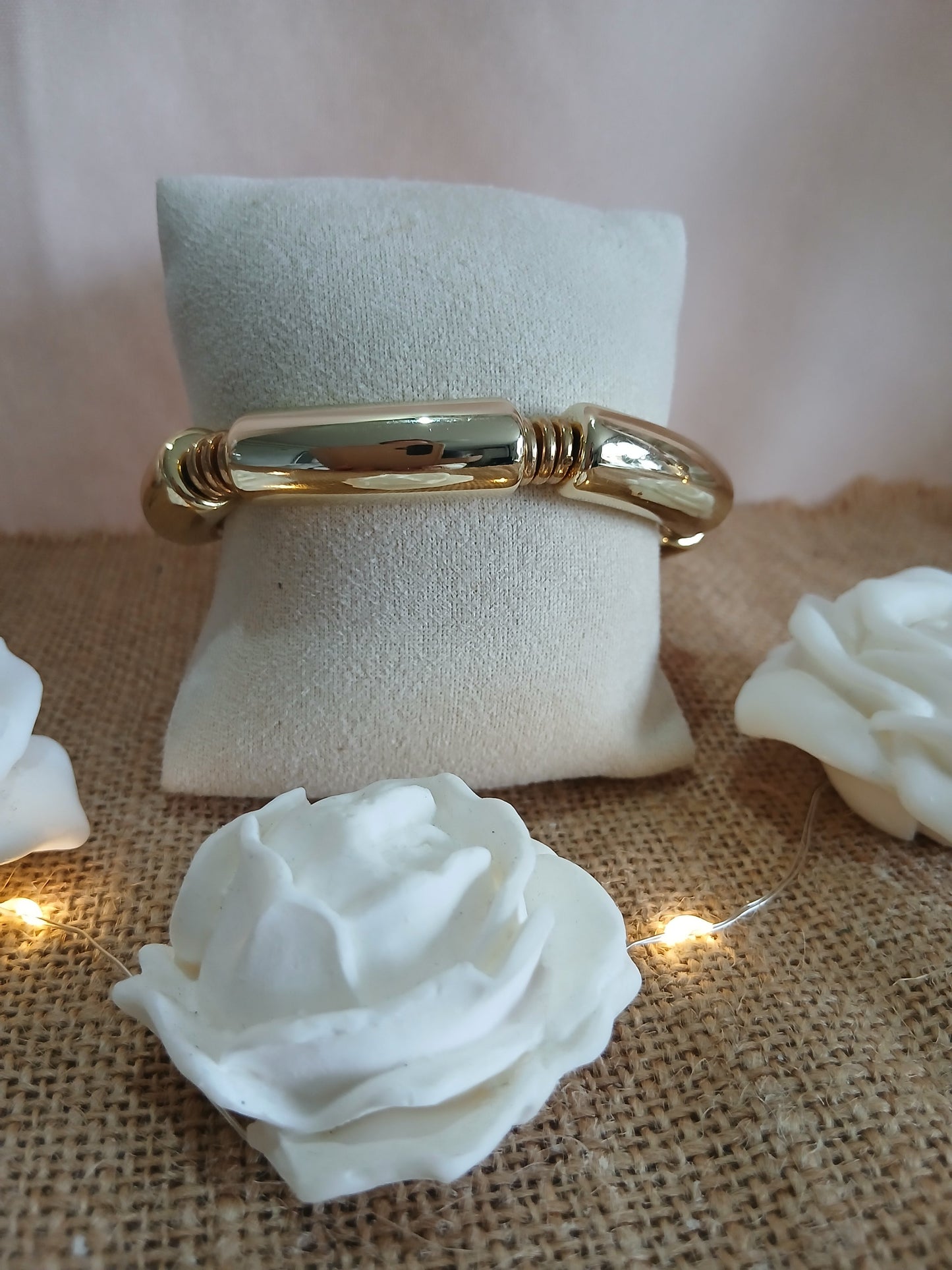 Bracelet Acrylique Doré sur Élastique
